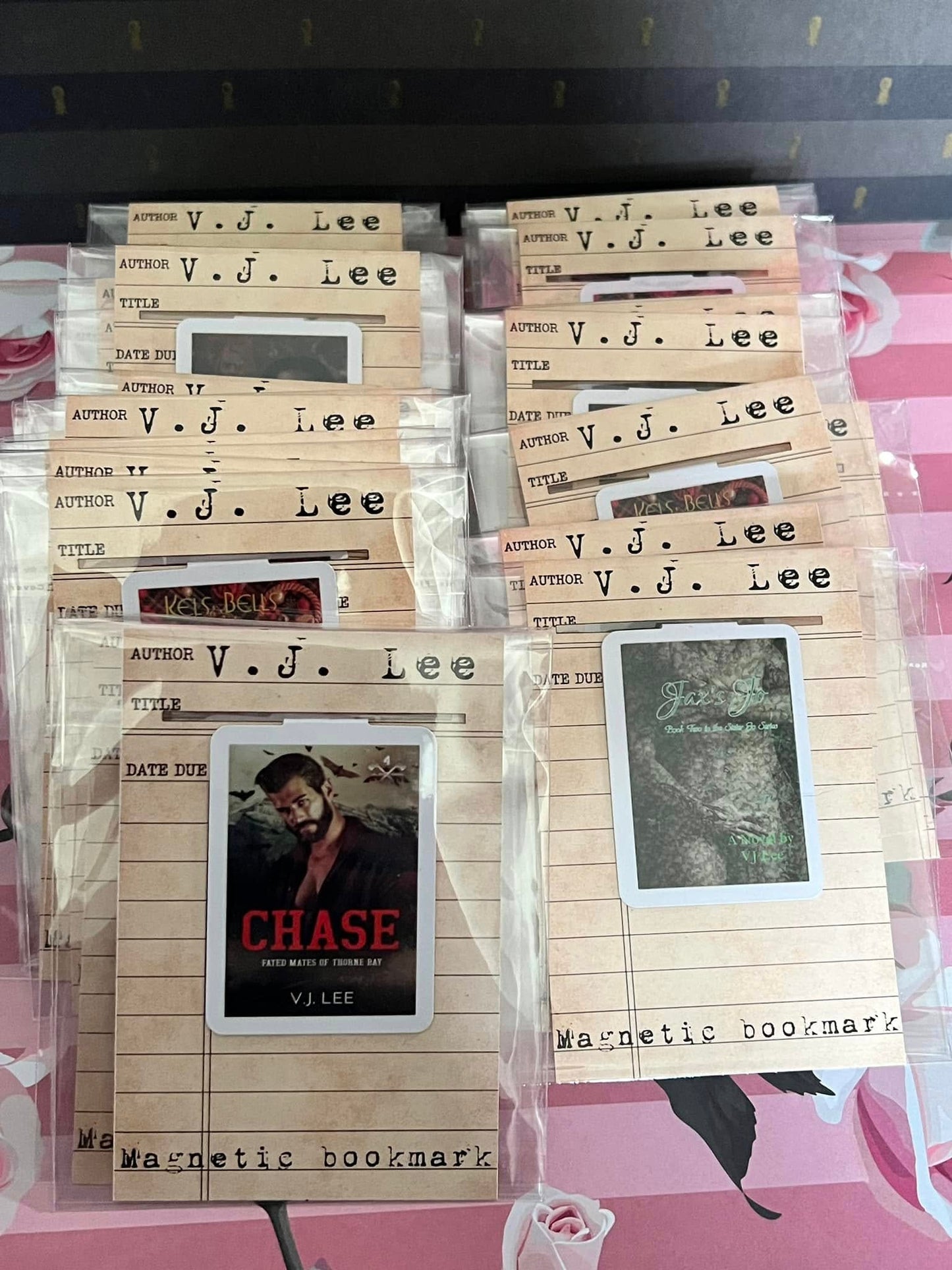 Custom Magnetic bookmark 25