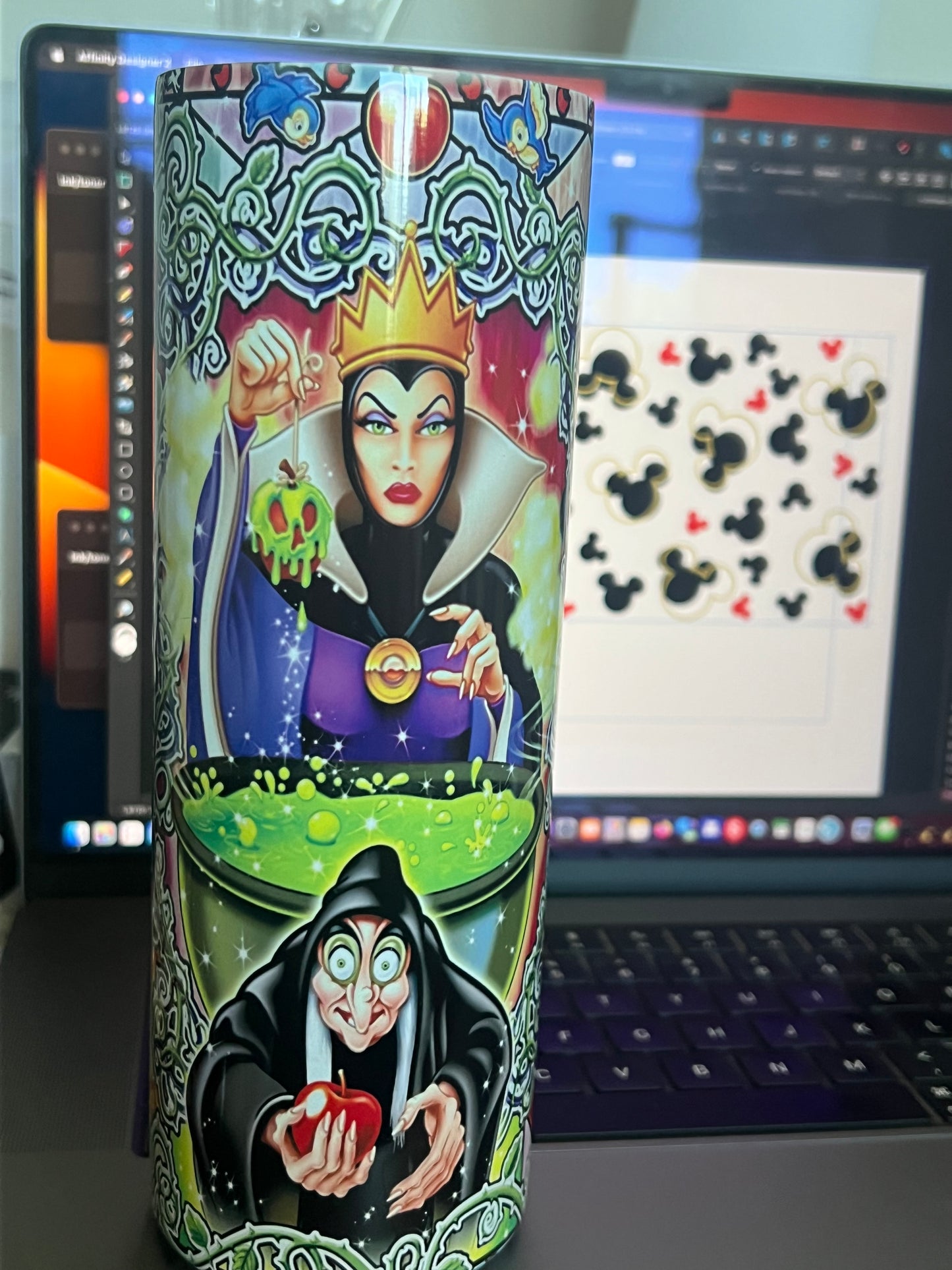 Villain tumbler