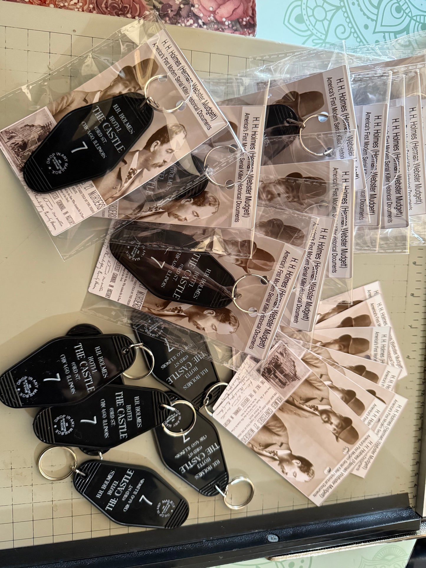 Hotel keychain customizable