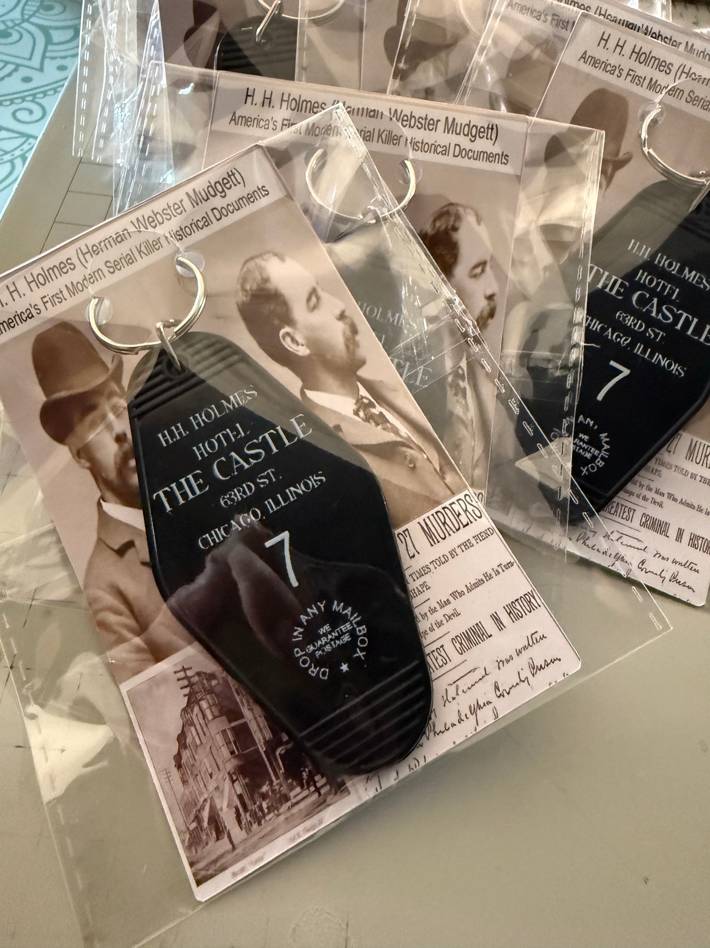 Hotel keychain customizable