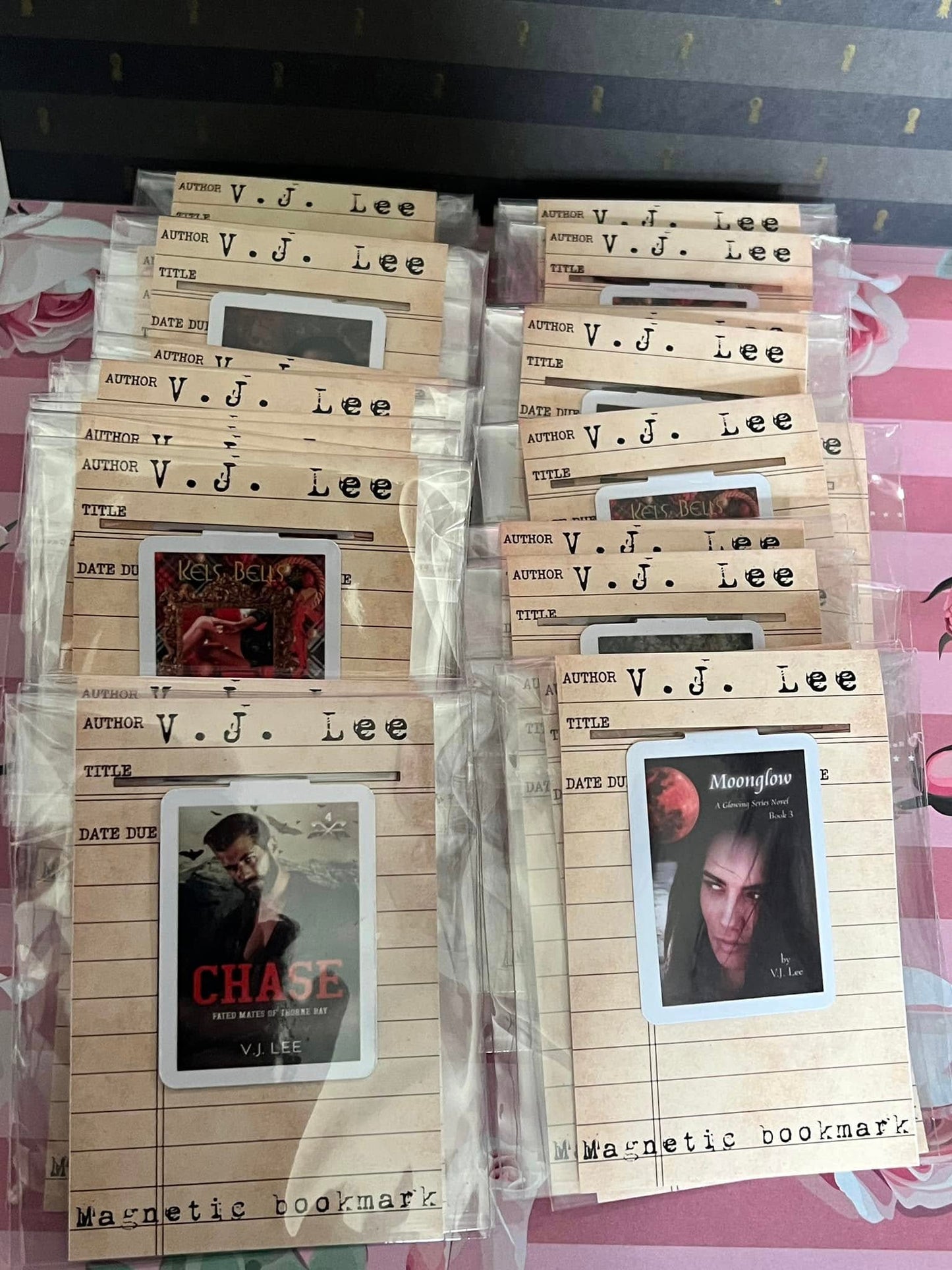 Custom Magnetic bookmark 25