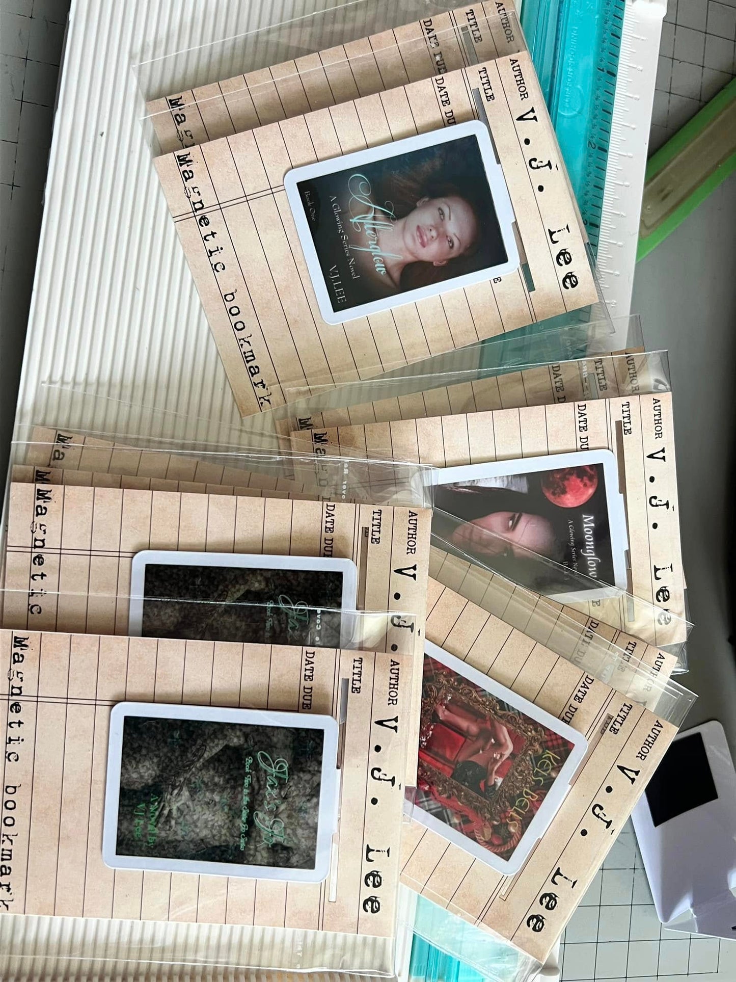 Custom Magnetic bookmark 25