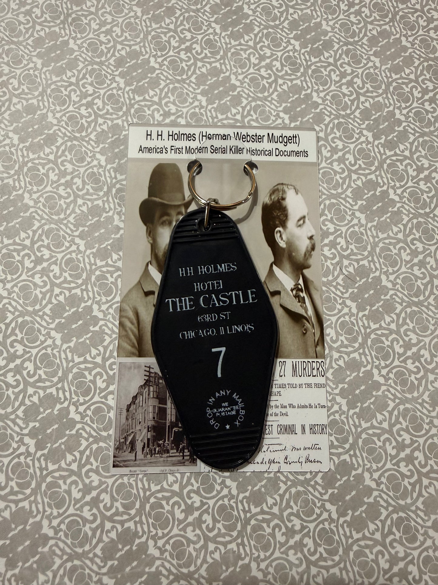 Hotel keychain customizable