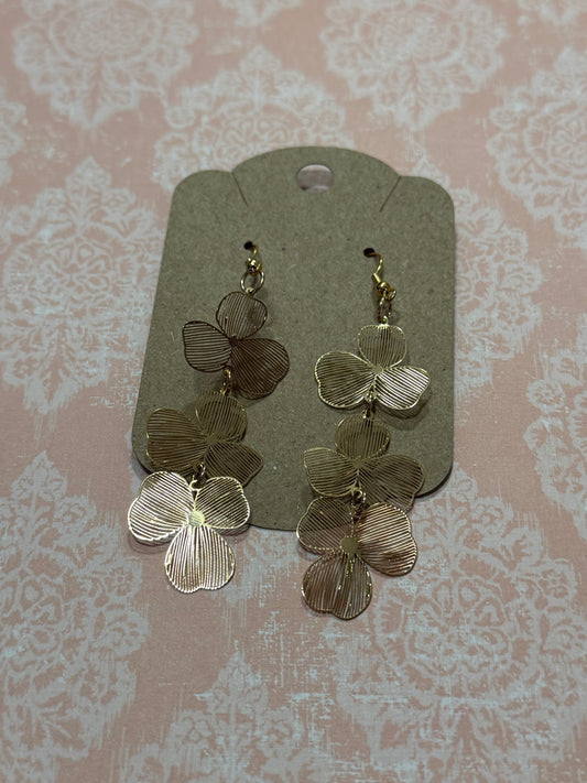 Flower Metal earrings