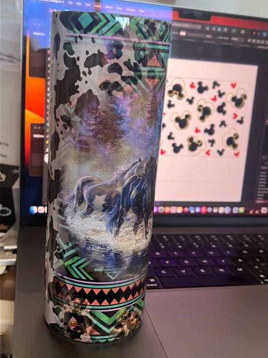 Horse tumbler