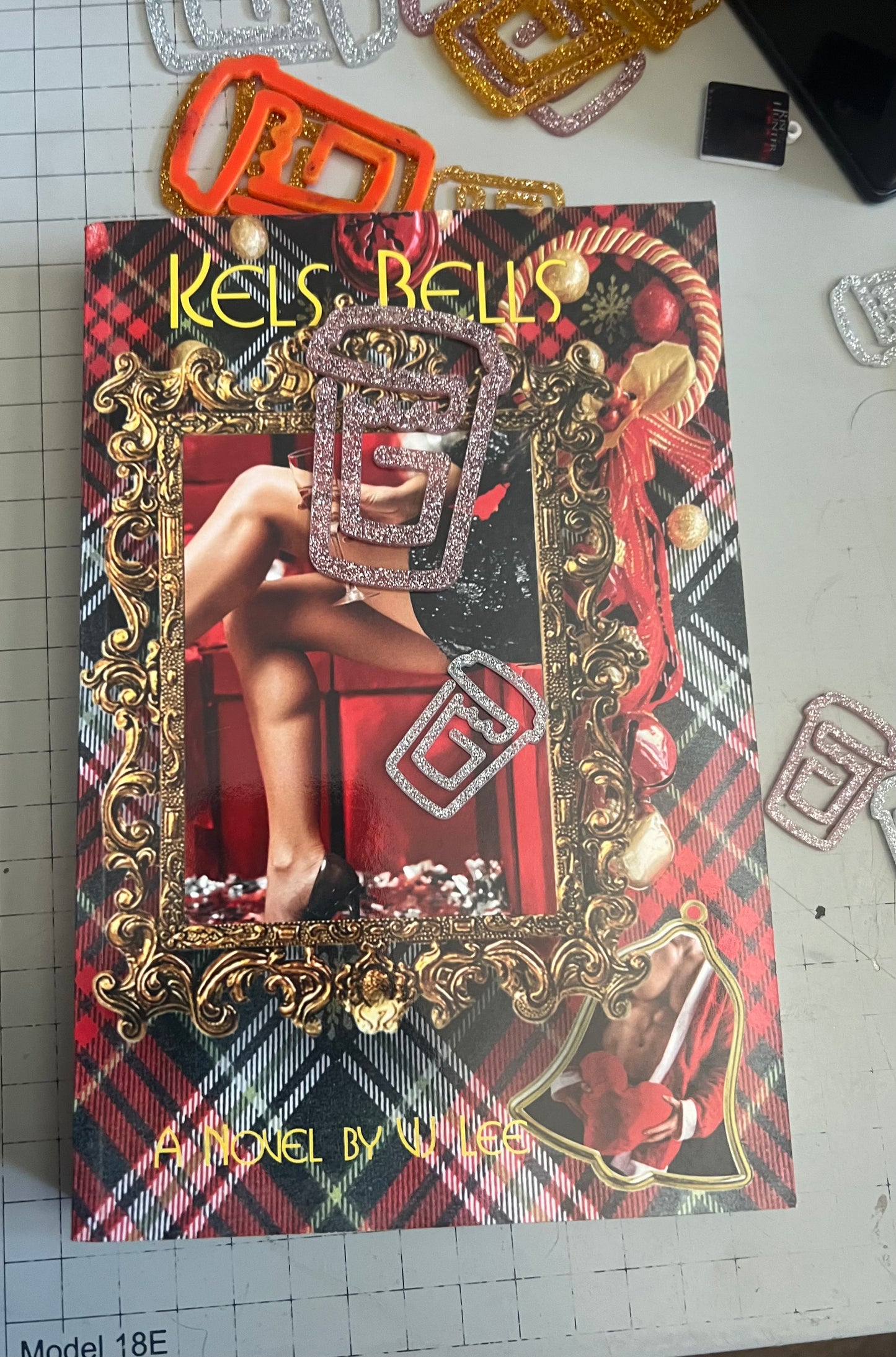 Acrylic coffee cup paper clip bookmark